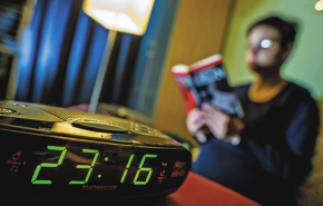 Másfél órával több, maradhat?